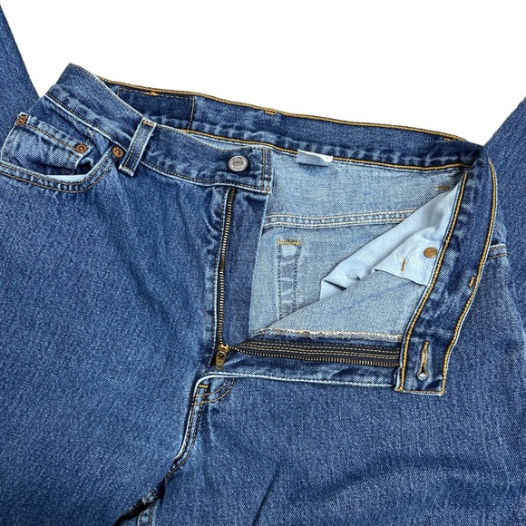 Levi’s Vintage 550 Relaxed Fit Tapered Leg Hugh Waisted Mom Jean - Picture 8 of 10